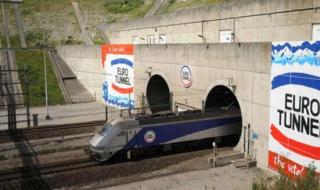 英吉利海峡的海底隧道详细资料(中文与英文) 英吉利海峡海底隧道